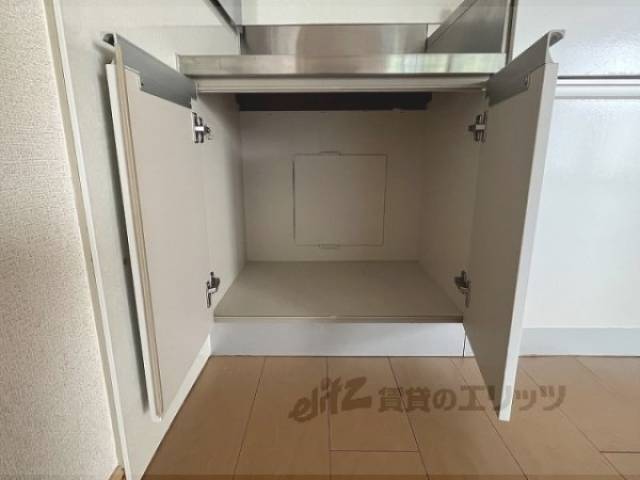 収納　キッチン