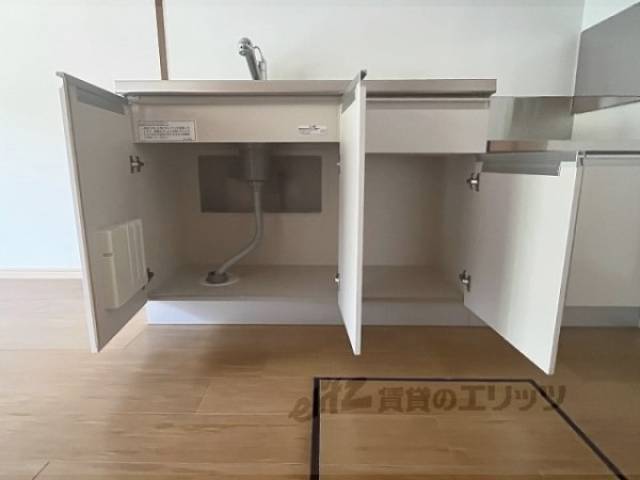 収納　キッチン