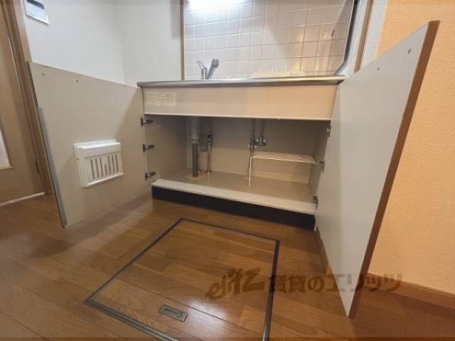 収納　キッチン