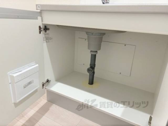 キッチン　下部収納