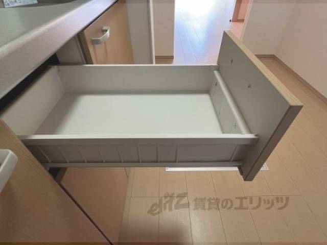 収納　キッチン