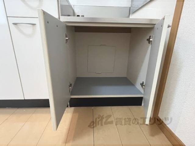 収納　キッチン