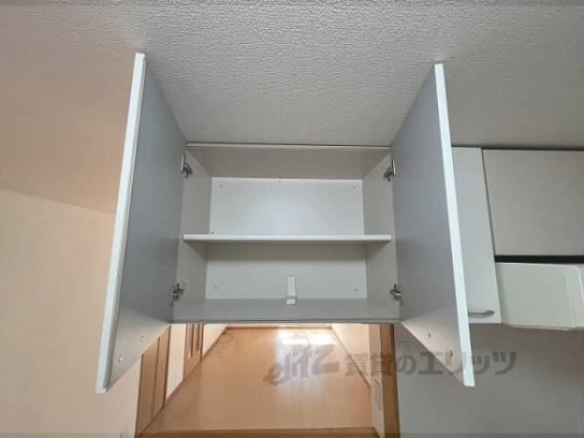 収納　キッチン