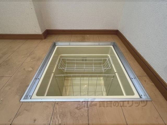 床下収納