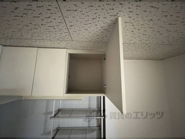 収納　キッチン