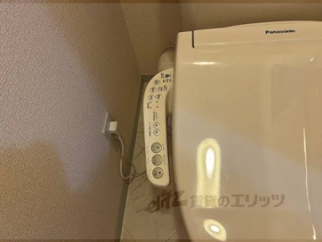トイレ　ウォシュレット