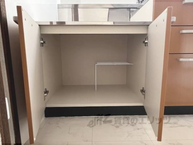 収納　キッチン