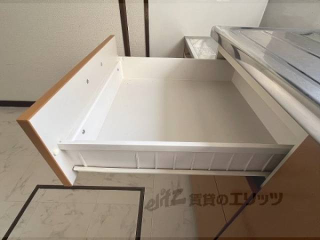 収納　キッチン