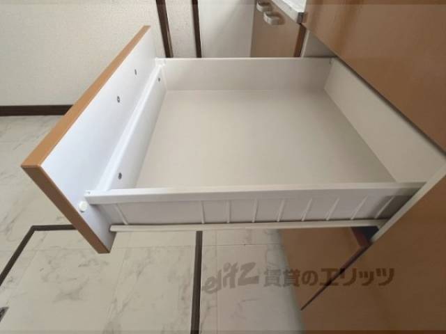 収納　キッチン