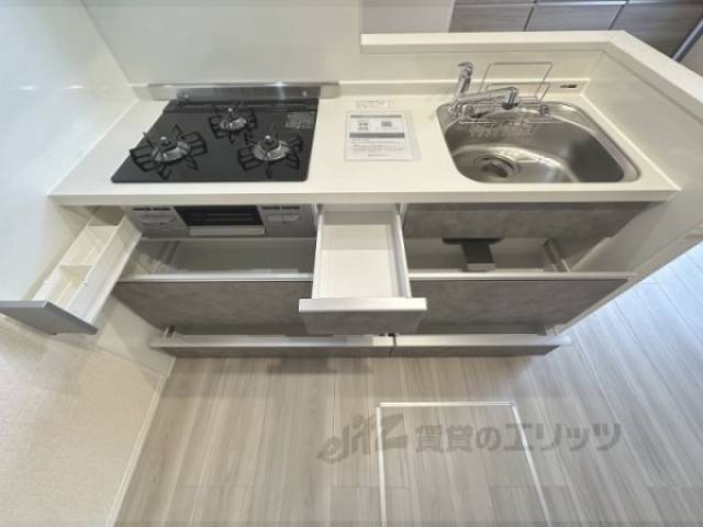 キッチン　収納