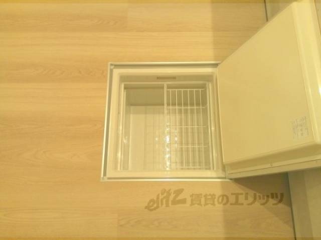 収納　キッチン床下収納