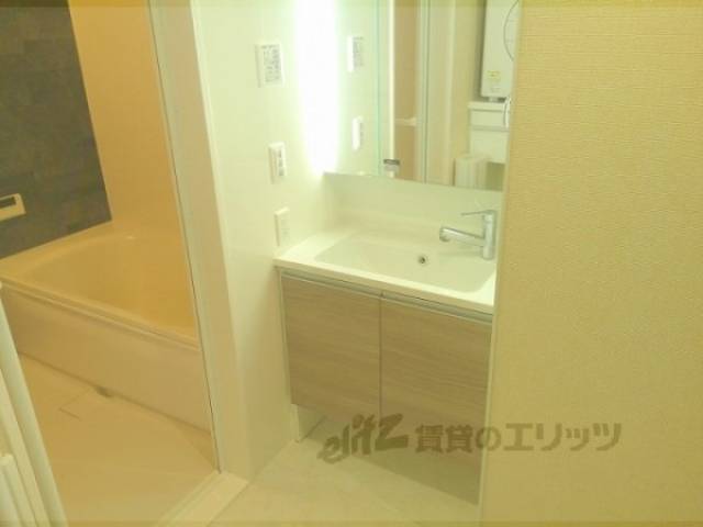 洗面所　独立洗面台