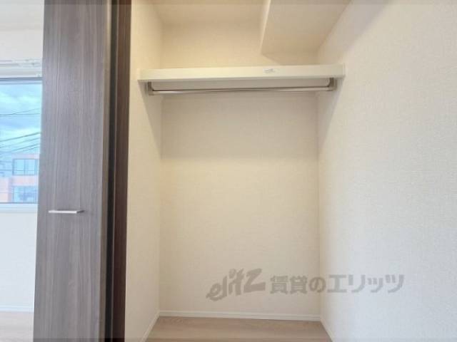 収納　東側洋室