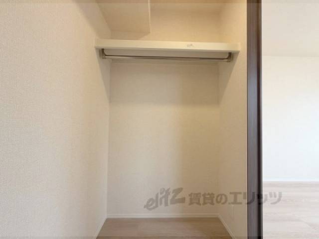 収納　東側洋室