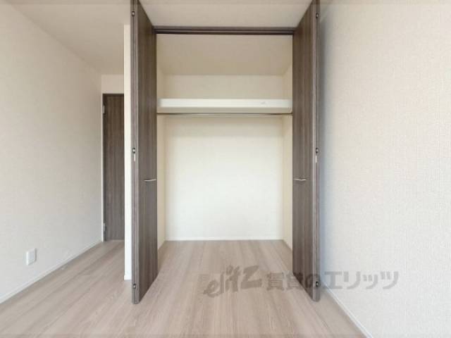 収納　西側洋室