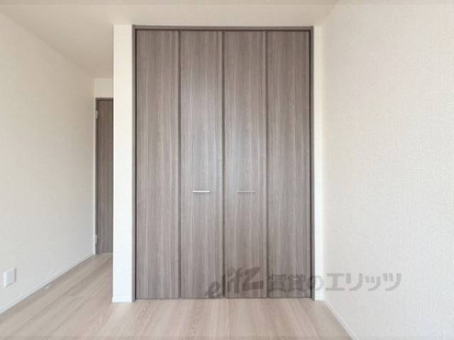 収納　西側洋室