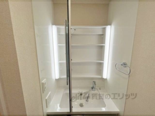 洗面所　洗面所収納