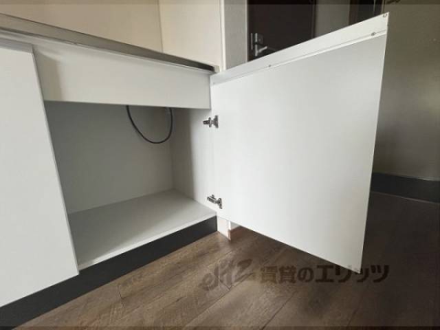 収納　キッチン