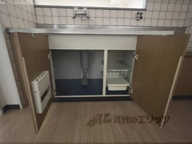 収納　キッチン