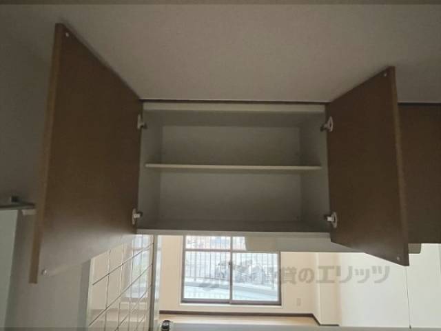 収納　キッチン