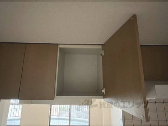 収納　キッチン