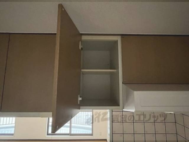 収納　キッチン