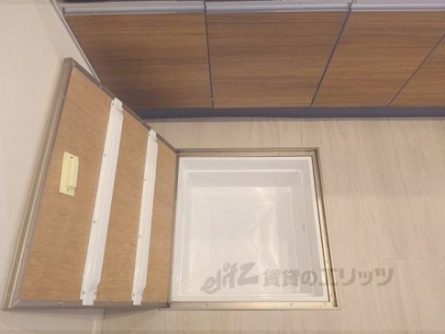 床下収納