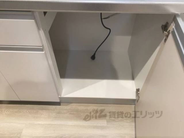 キッチン　下部収納