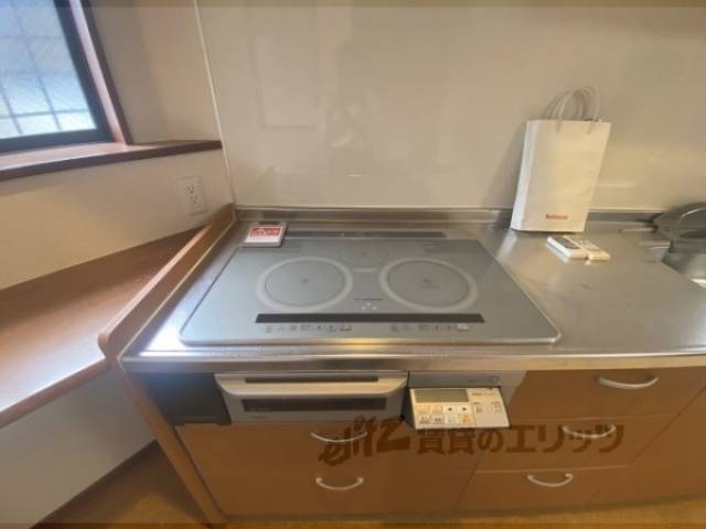 キッチン　3口