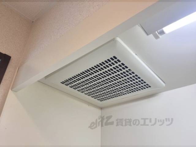 キッチン　換気扇