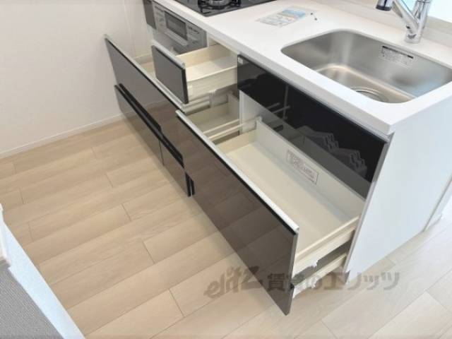 キッチン　収納