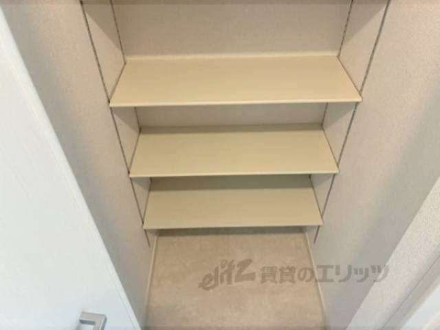 玄関　収納