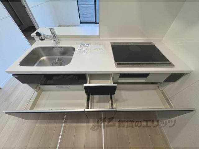 キッチン　収納