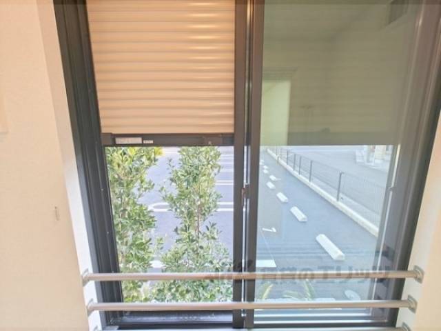 ベランダシャッター