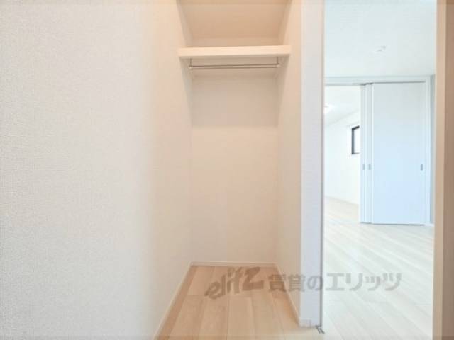 収納　ウォークインクローゼット