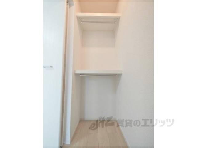 収納　ウォークインクローゼット