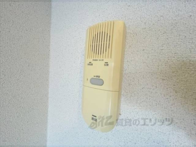通話式インターホン