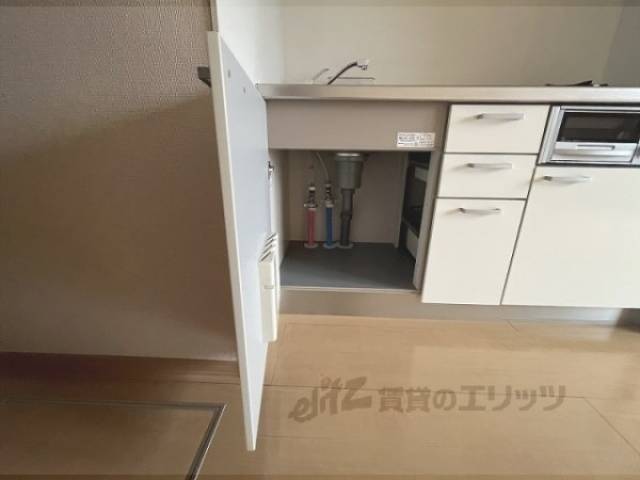 収納　キッチン