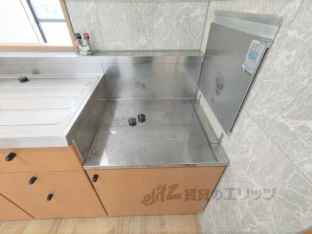 キッチン　コンロ置場