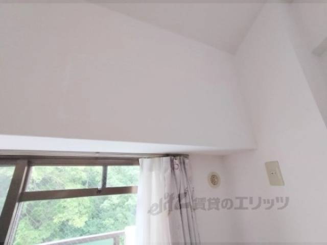 エアコン　設置場所