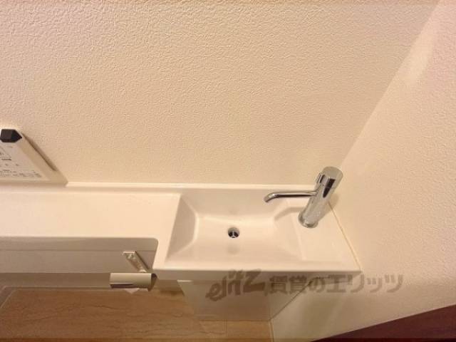 トイレ　手洗い器
