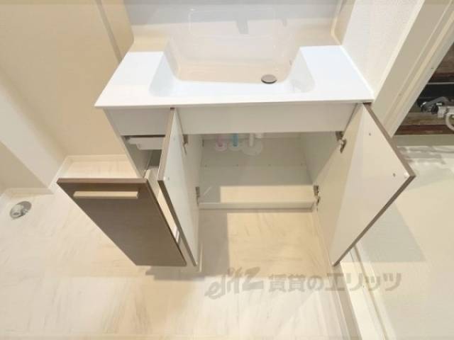 洗面所　下部収納