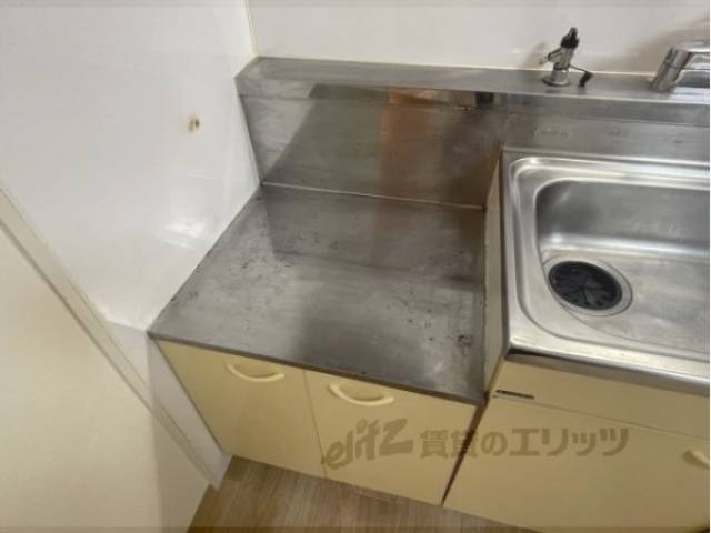 キッチン　コンロ置場