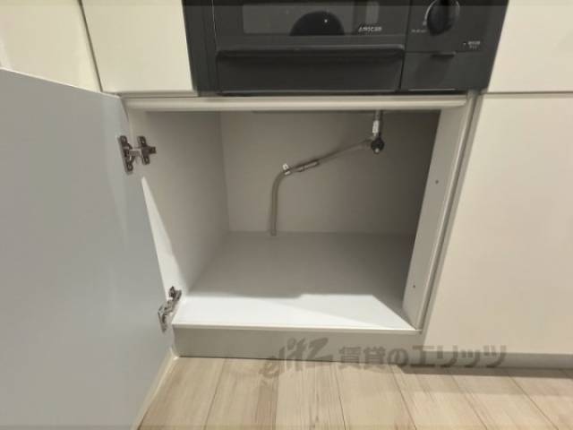 キッチン　下部収納