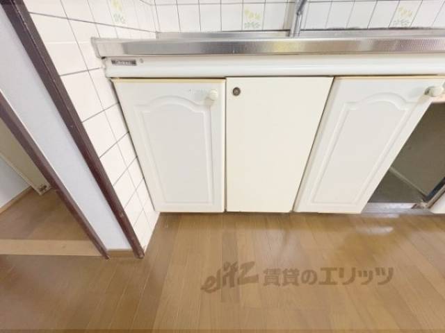 キッチン　収納