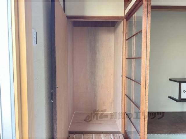 和室　神棚
