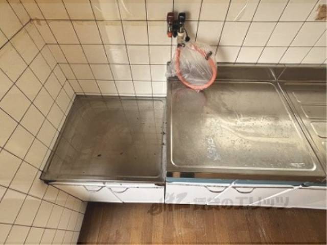 キッチン　コンロ置き場