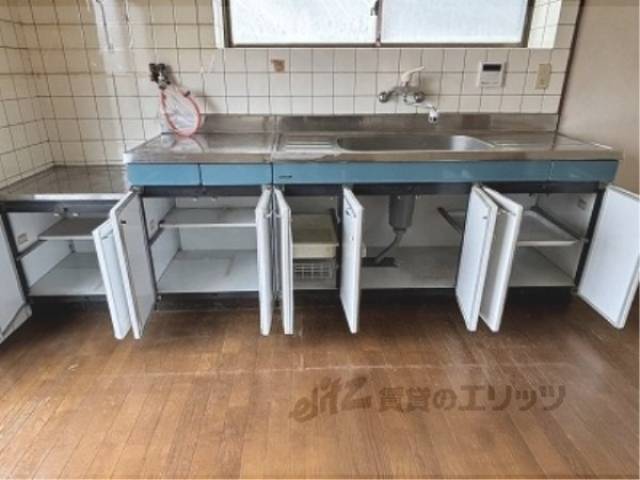キッチン　下部収納