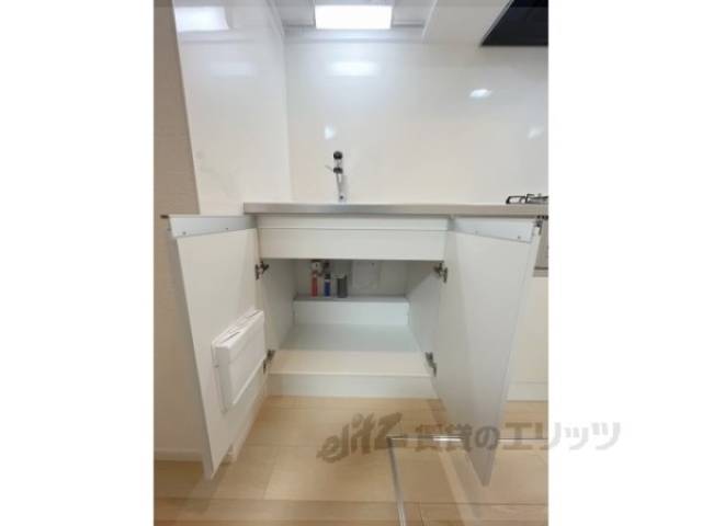 キッチン　収納