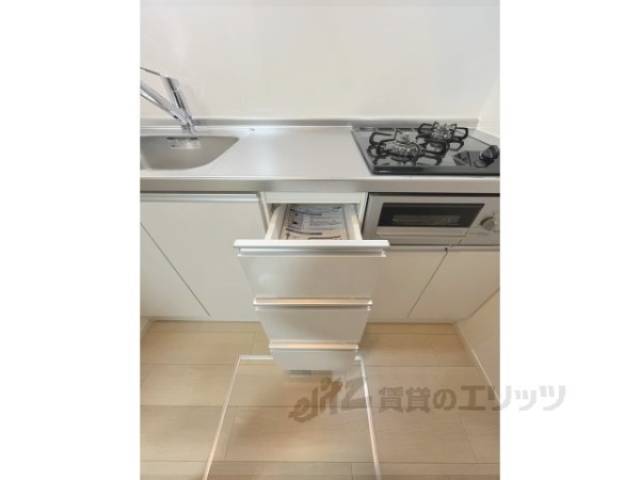 キッチン　収納